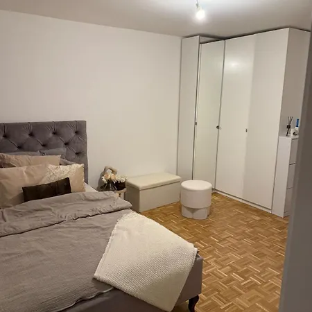 Apartment Confortable *